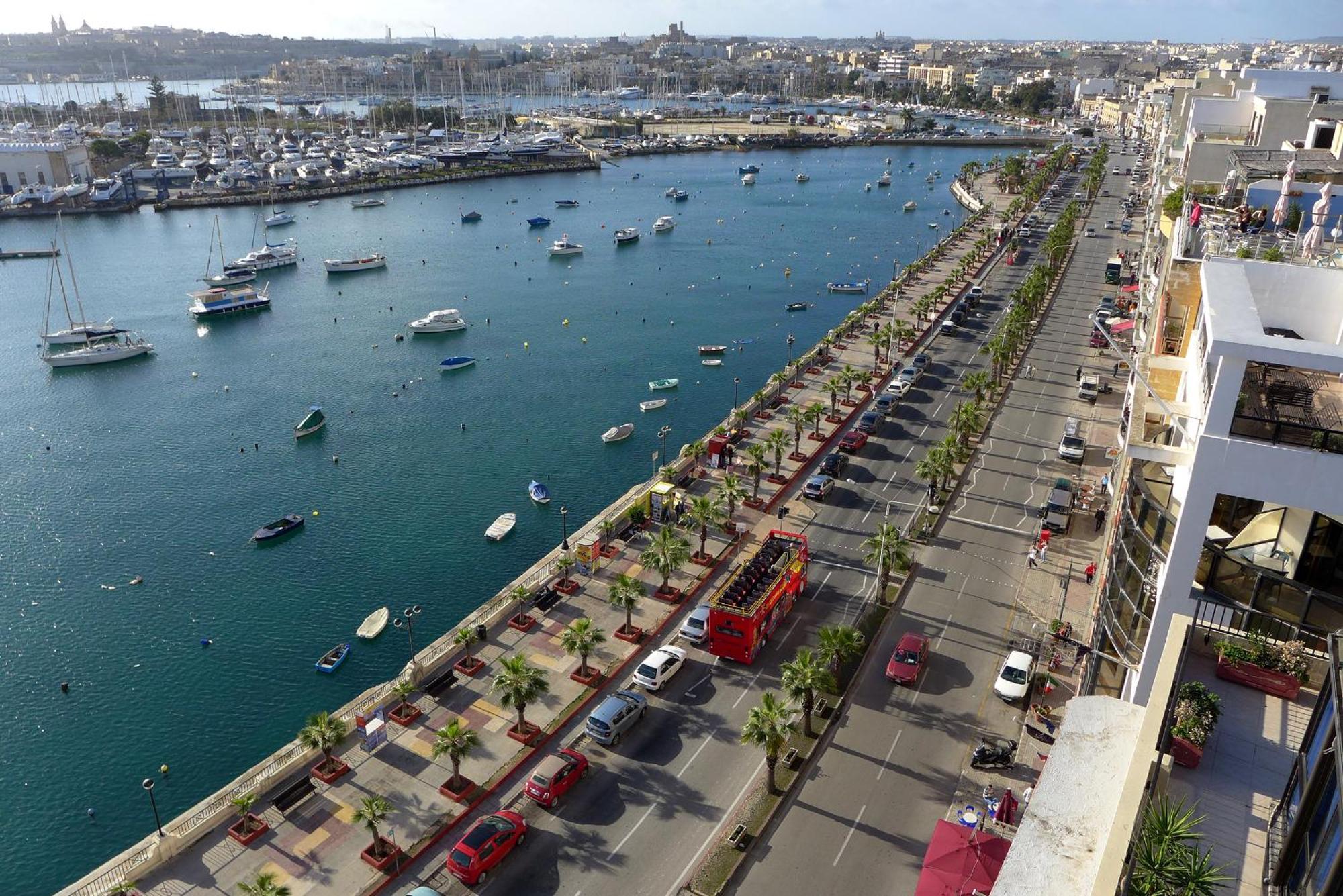 A Lovely 3 Bedroom, 3 Baths Home In The Centre Of Gzira By 360 Estates Exterior photo